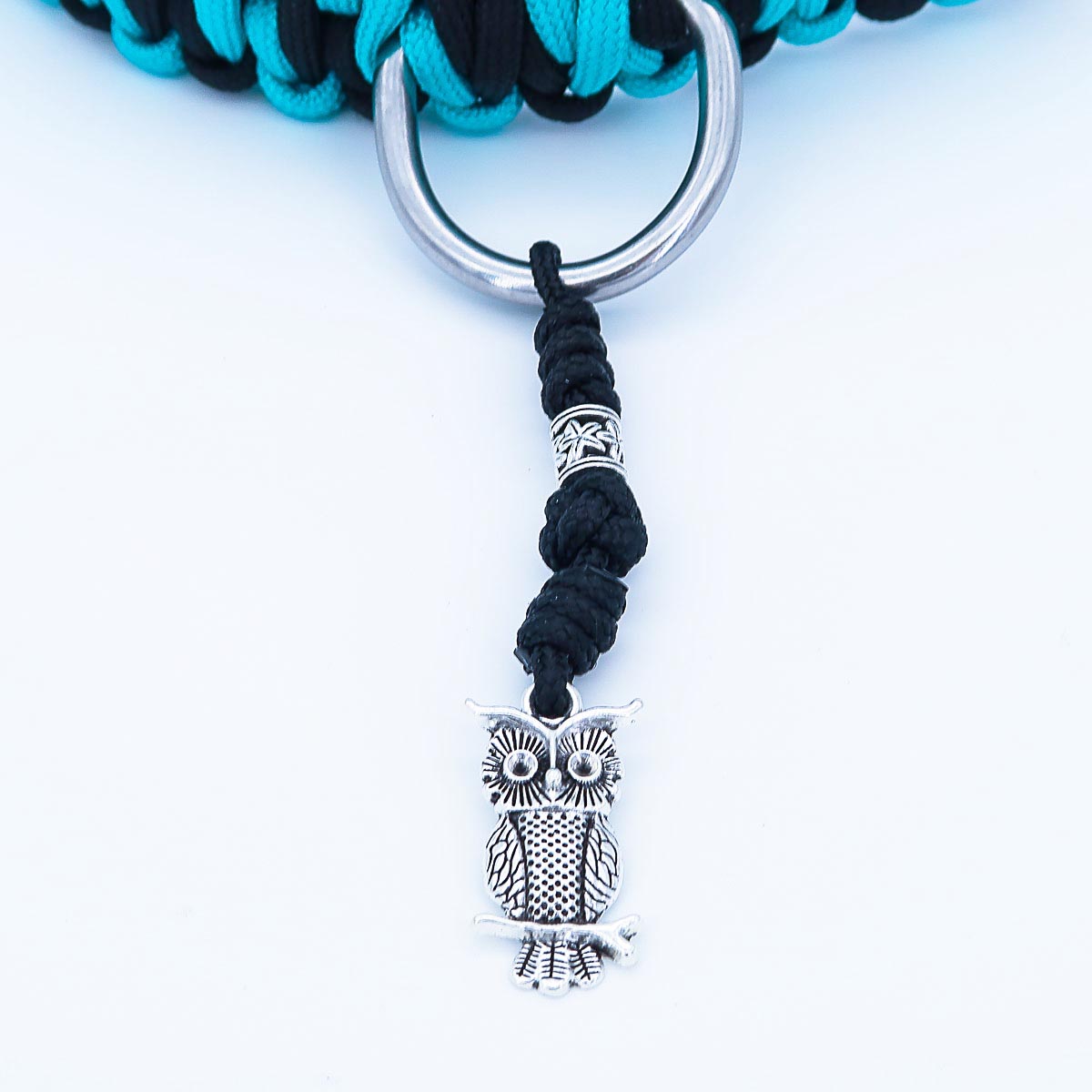 Collier de chien en paracorde "Auron" avec gravure du nom et du téléphone sur la boucle, trois tailles différentes