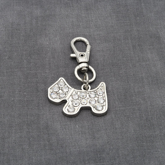 Mignon pendentif avec motif de chien et strass